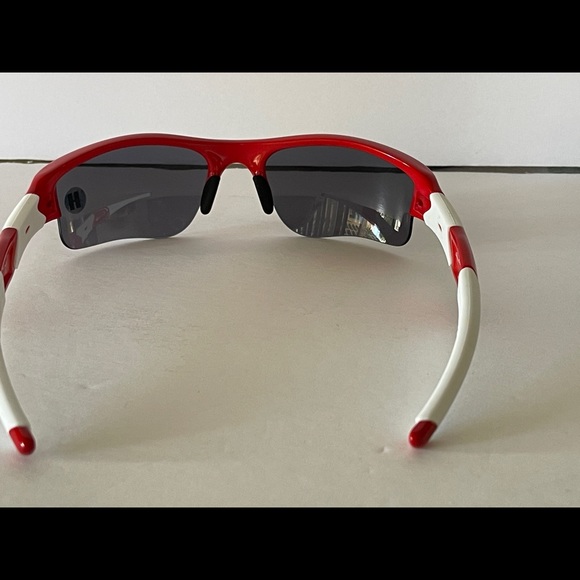 Oakley Sunglasses - Picture 12 of 13
